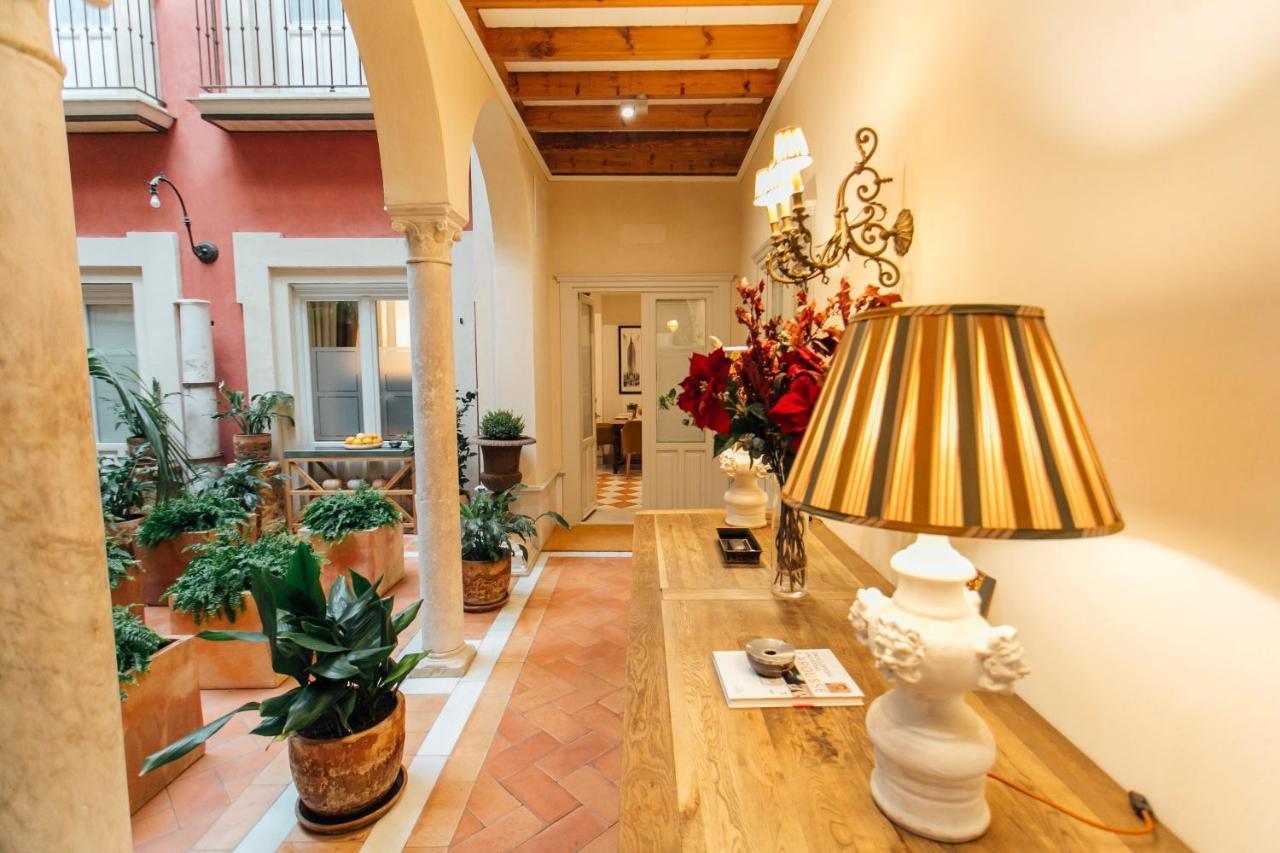 Casa Patio Del Siglo XIX Aparthotel เซบีญา ภายนอก รูปภาพ