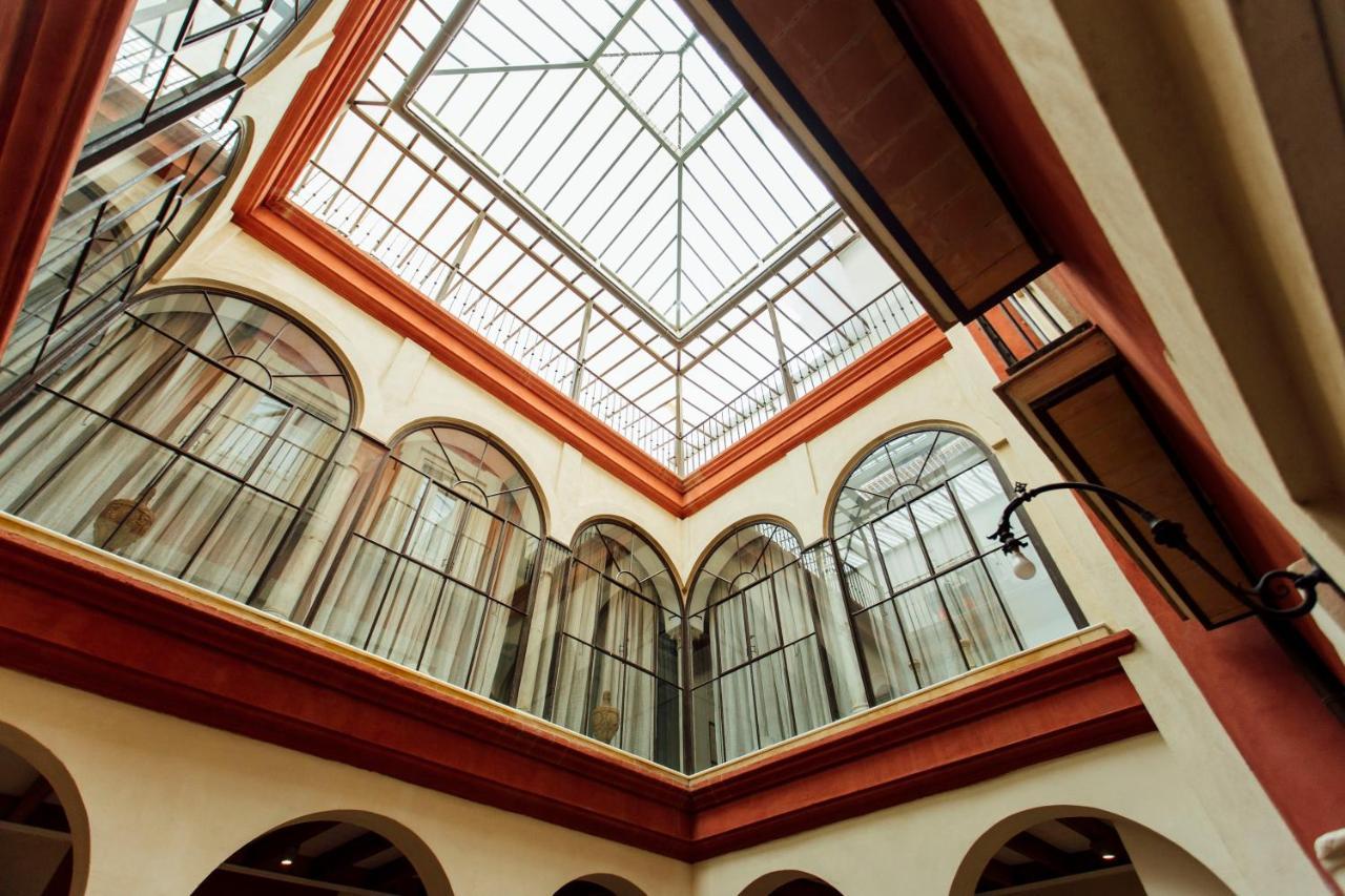 Casa Patio Del Siglo XIX Aparthotel เซบีญา ภายนอก รูปภาพ