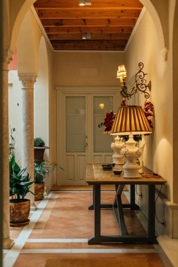 Casa Patio Del Siglo XIX Aparthotel เซบีญา ภายนอก รูปภาพ