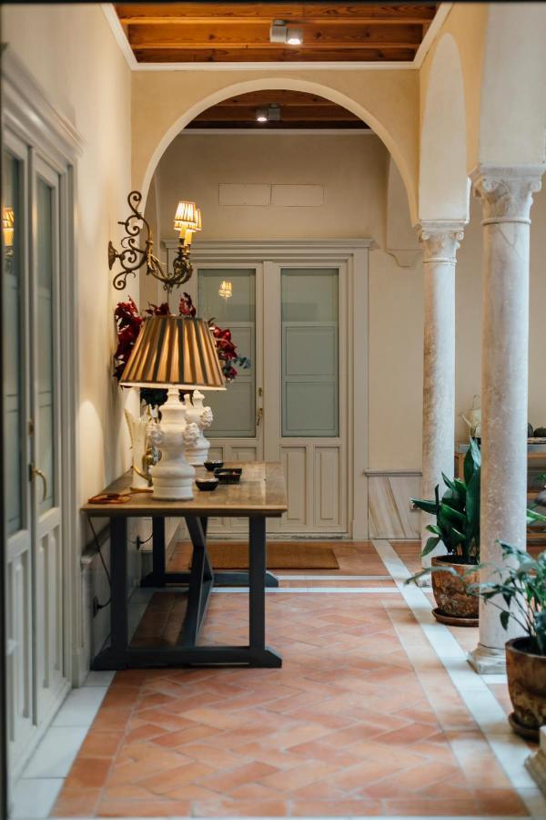 Casa Patio Del Siglo XIX Aparthotel เซบีญา ภายนอก รูปภาพ